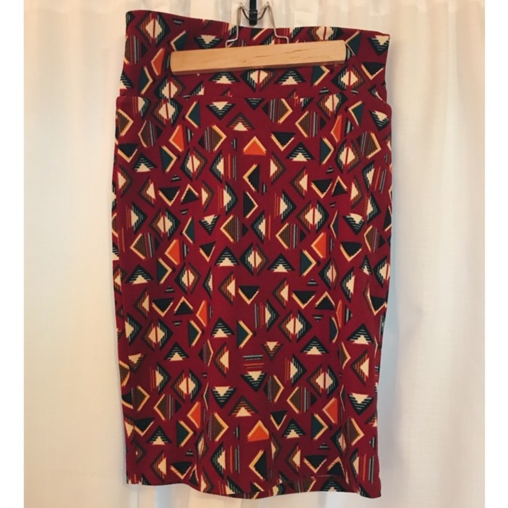 Cute geo patterned pencil skirt